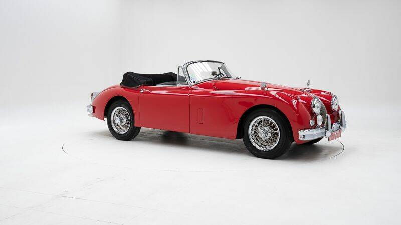 Image 3/15 of Jaguar XK 150 DHC (1961)