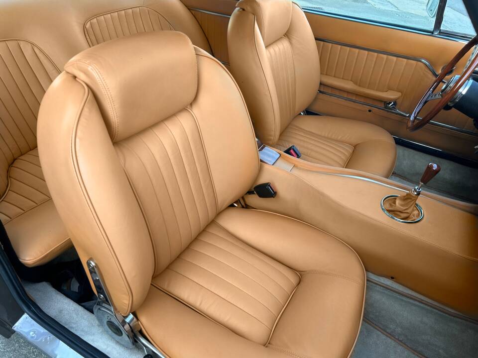 Image 45/101 of Maserati Mexico 4200 (1971)