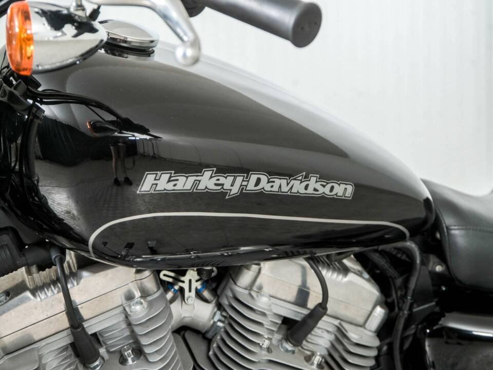 Immagine 4/25 di Harley-Davidson Sportster SuperLow 1200 T (2018)