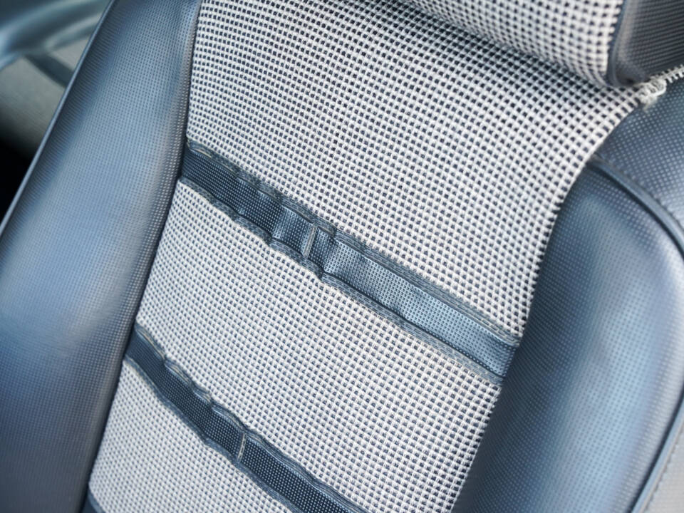 Image 33/49 of FIAT Ritmo 130 TC Abarth (1984)