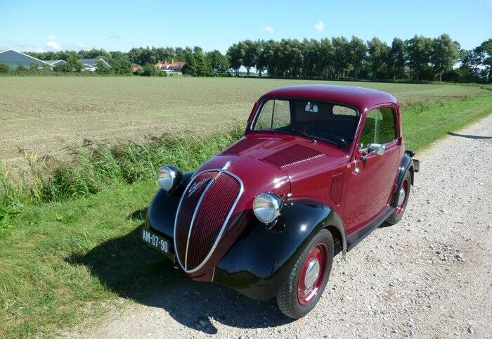 Immagine 2/7 di FIAT 500 Topolino (1939)