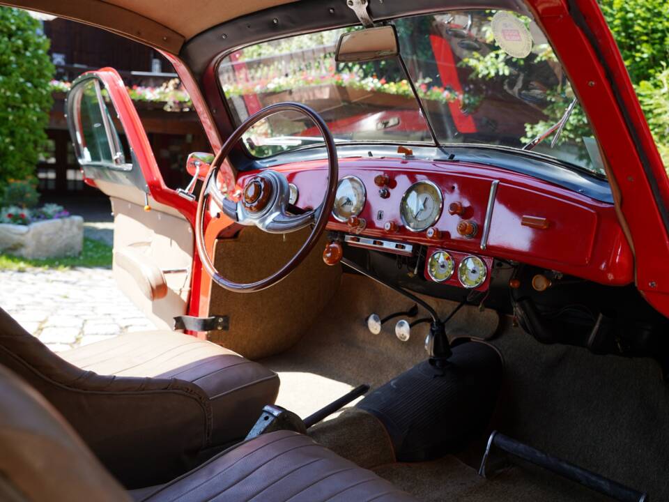 Image 7/13 of FIAT 1100 S (1948)