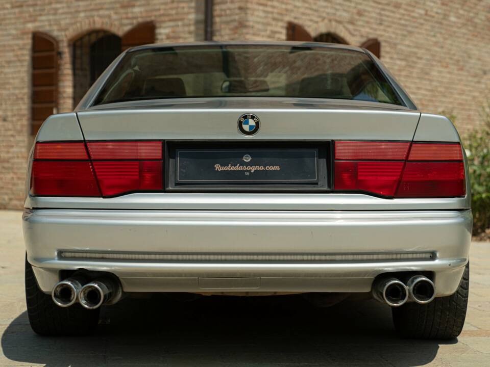 Image 9/50 de BMW 850i (1990)