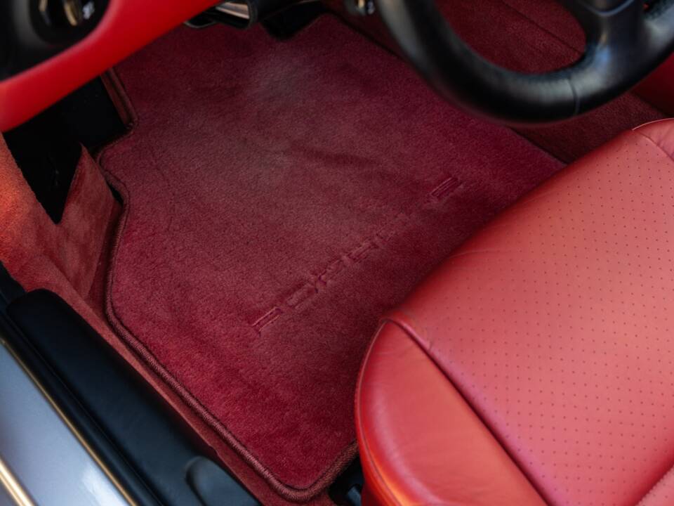 Image 68/73 of Porsche Boxster (2001)