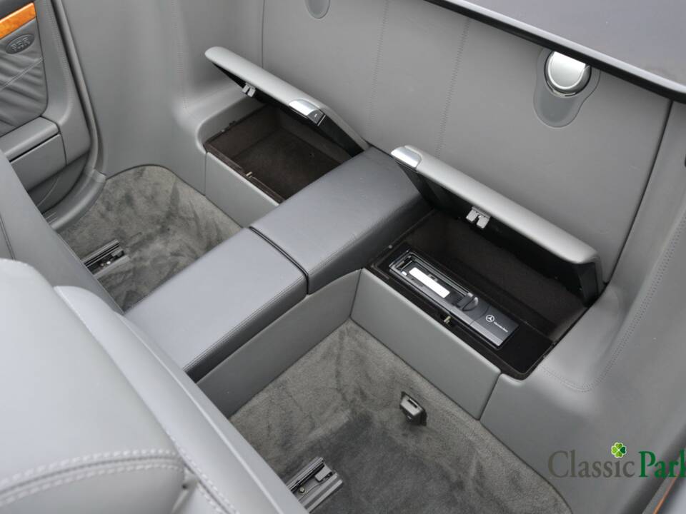 Immagine 39/50 di Mercedes-Benz SL 600 (2004)