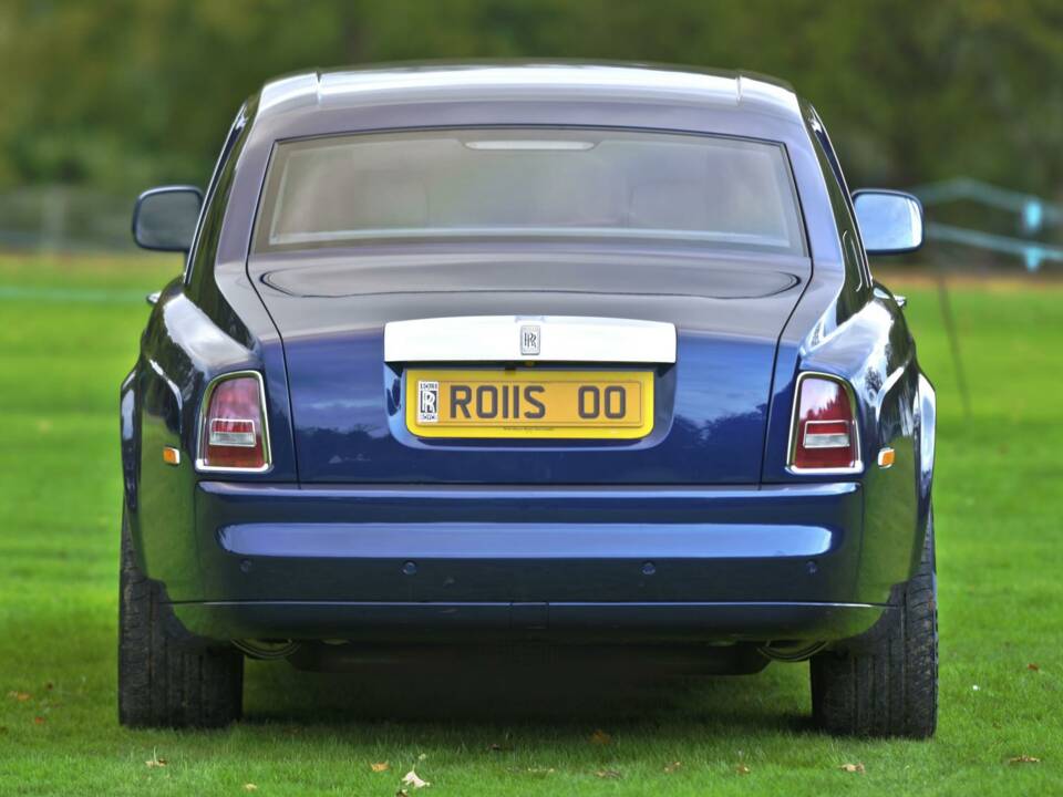 Image 10/50 of Rolls-Royce Phantom VII (2009)