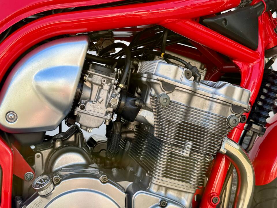 Bild 17/18 von Suzuki GSF 600N Bandit (1996)