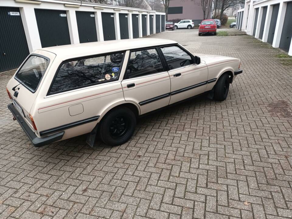 Imagen 4/16 de Ford Taunus 2.3 Turnier V6 (1982)