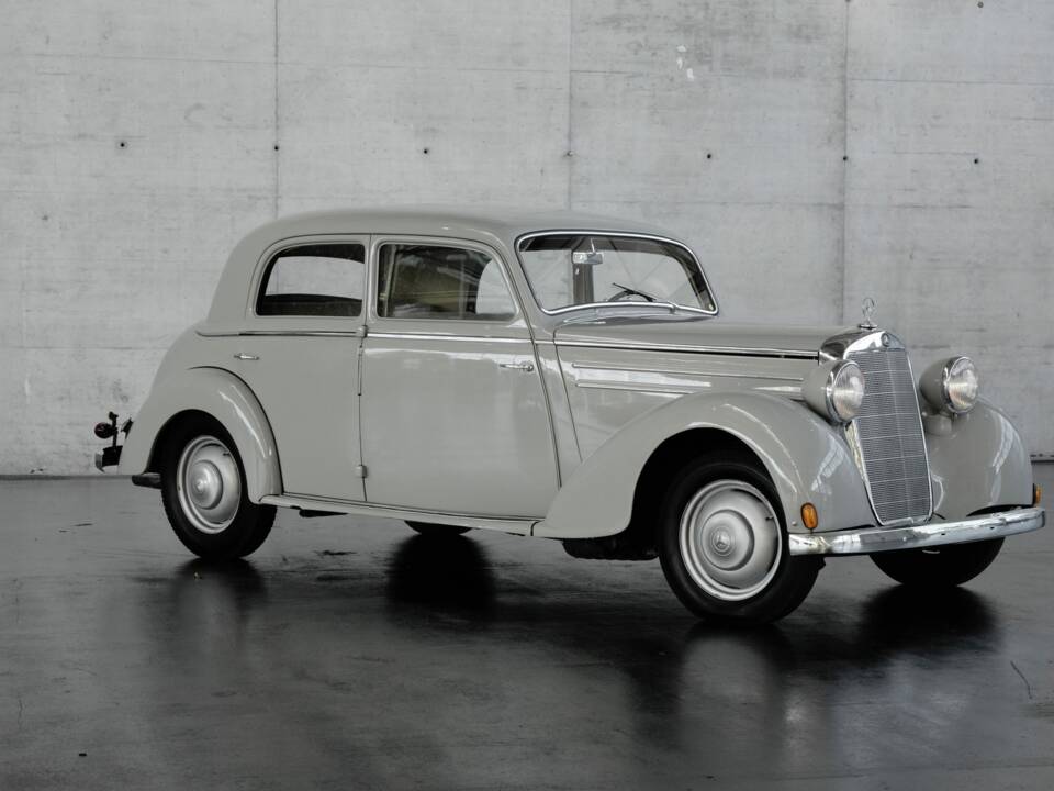 Image 2/45 of Mercedes-Benz 170 DS (1953)