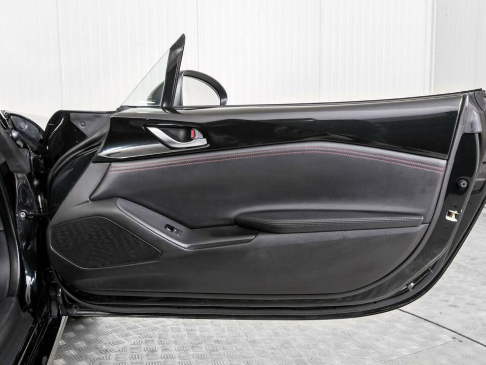 Imagen 13/50 de Mazda MX-5 1.5 (2016)