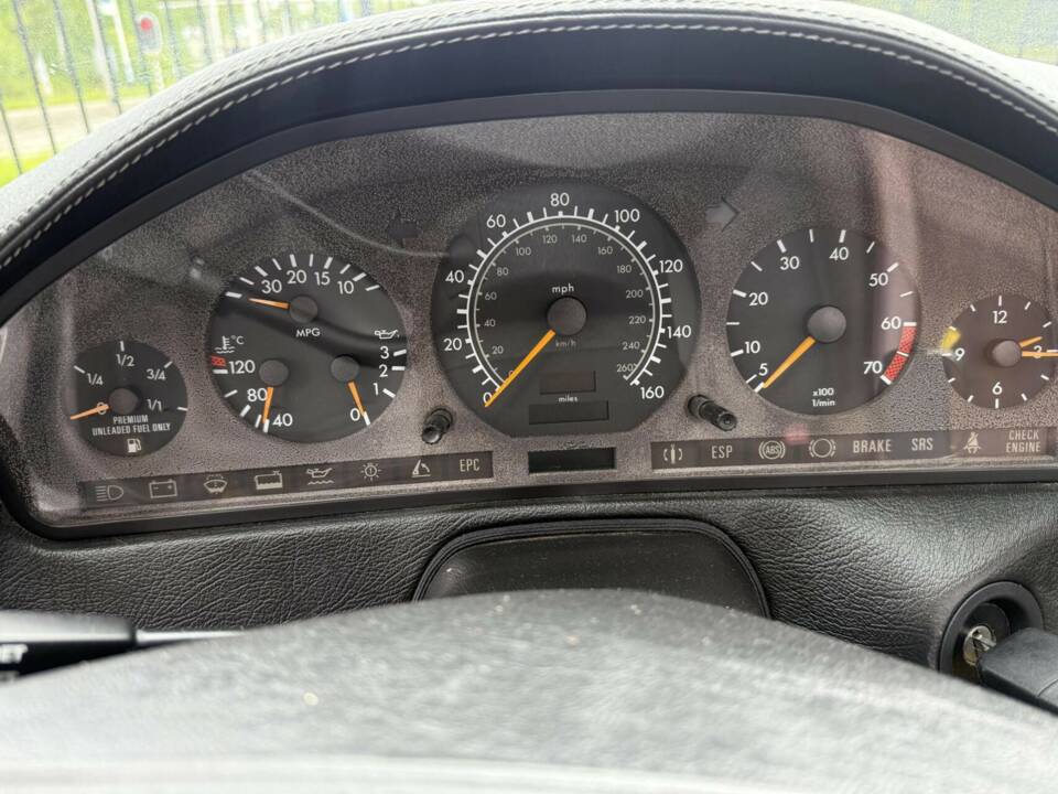 Image 27/50 de Mercedes-Benz SL 600 (1996)