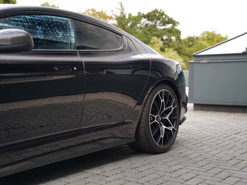 Image 50/50 of Aston Martin Rapide AMR (2019)