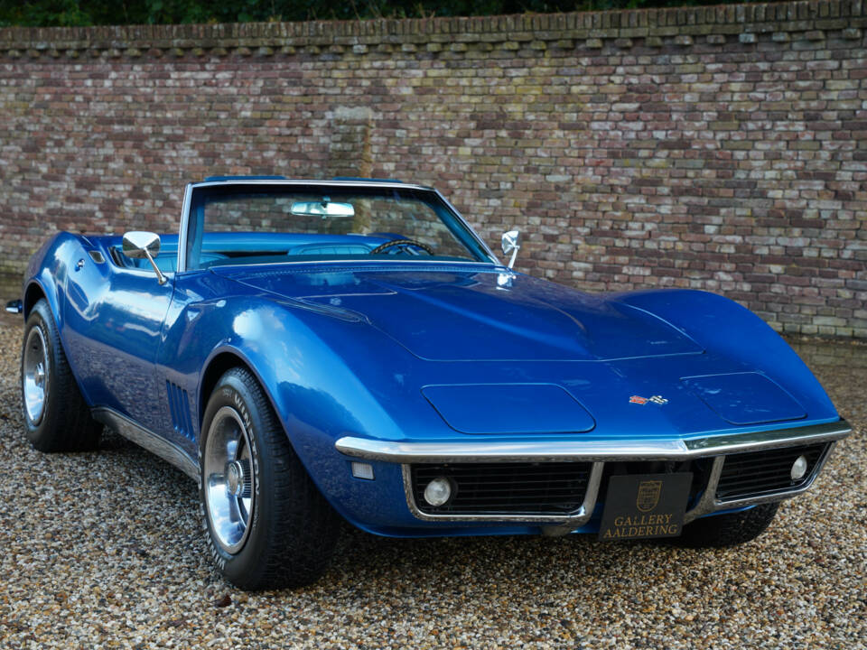 Image 35/50 of Chevrolet Corvette Stingray (1968)