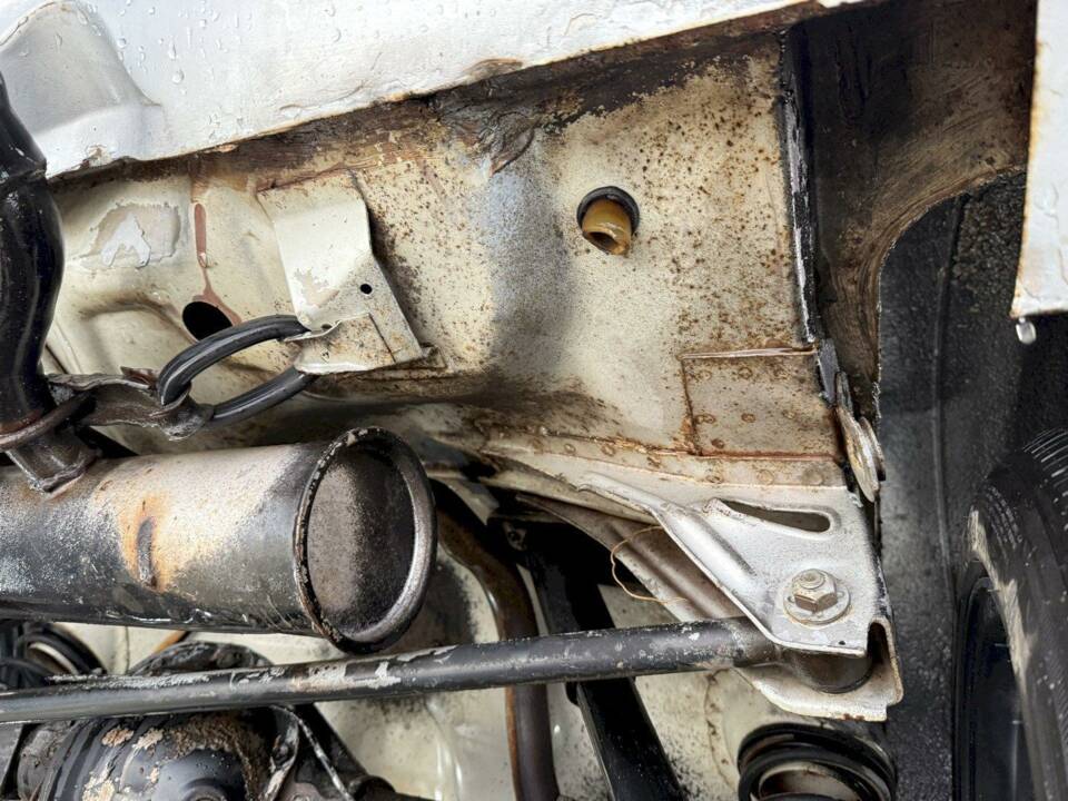 Bild 29/36 von Opel GT 1900 (1971)