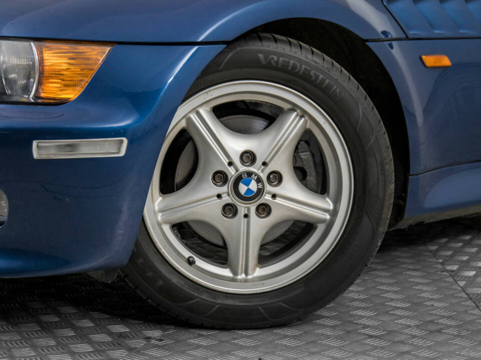 Immagine 4/50 di BMW Z3 2.0 (1999)