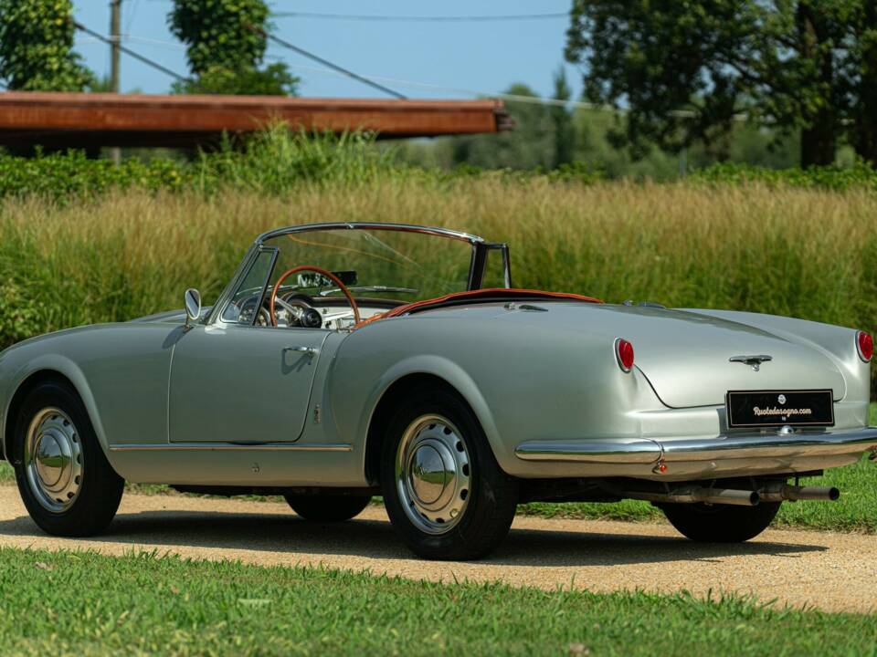 Immagine 15/50 di Lancia Aurelia B24 Convertibile (1958)