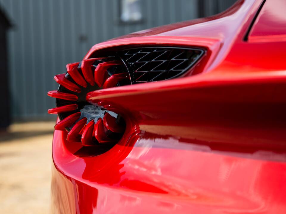 Image 52/80 of Aston Martin Vanquish Zagato (2017)