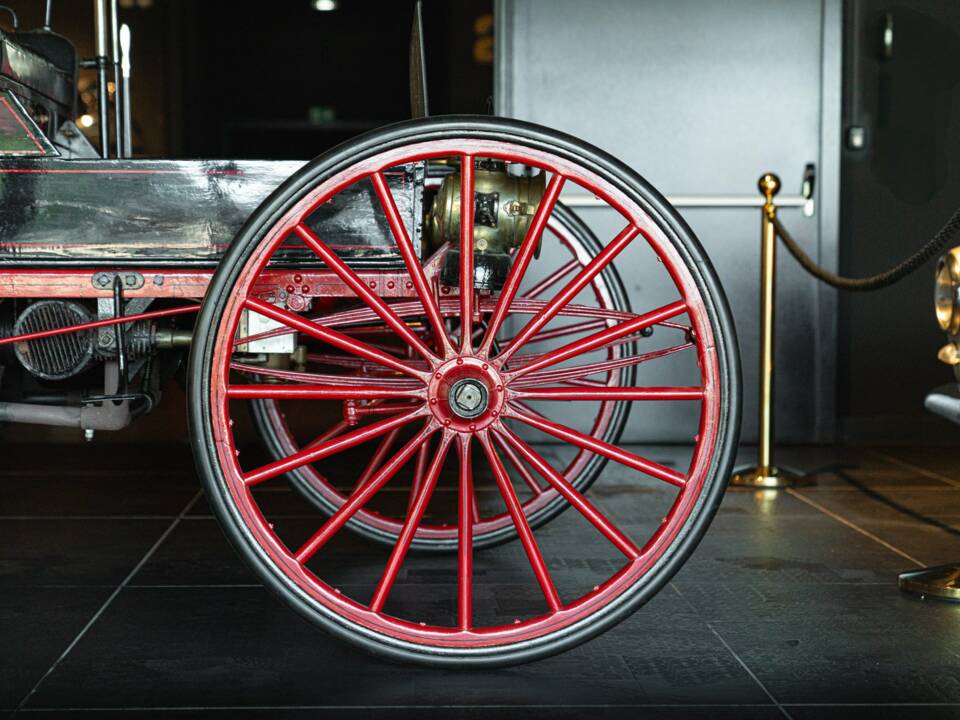 Image 14/45 of Sears 14 HP (1910)