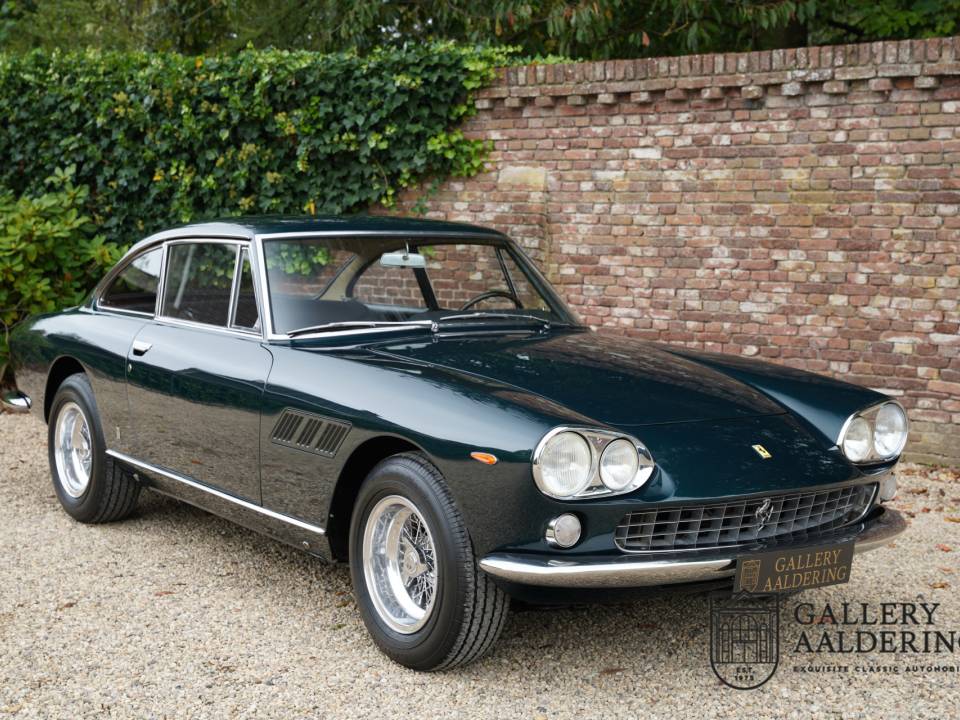 Bild 20/50 von Ferrari 330 GT 2+2 (1965)