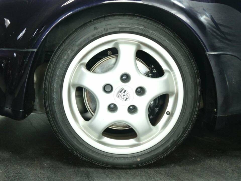 Immagine 48/50 di Porsche 911 Carrera 4 (1993)