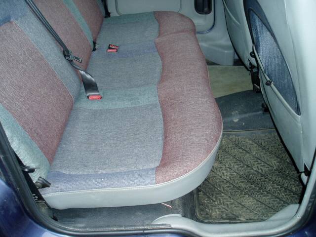 Bild 11/12 von Renault Kangoo 1.6 16V 4x4 (2002)