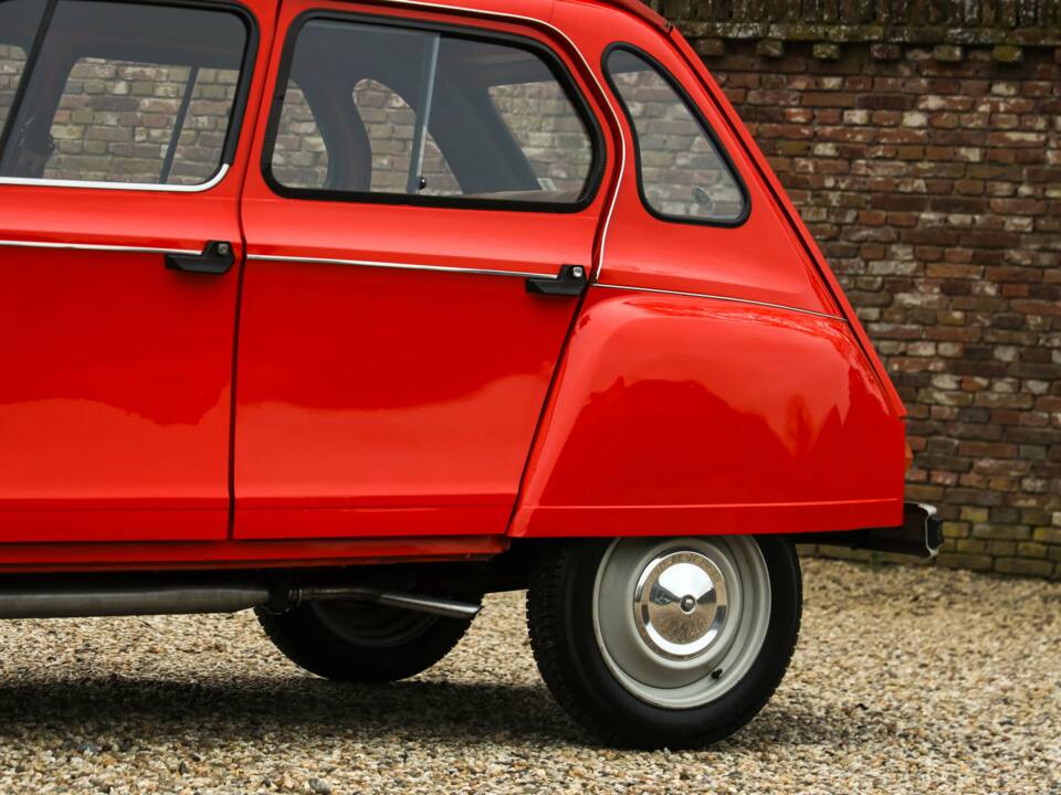 Bild 27/50 von Citroën Dyane 6 (1980)