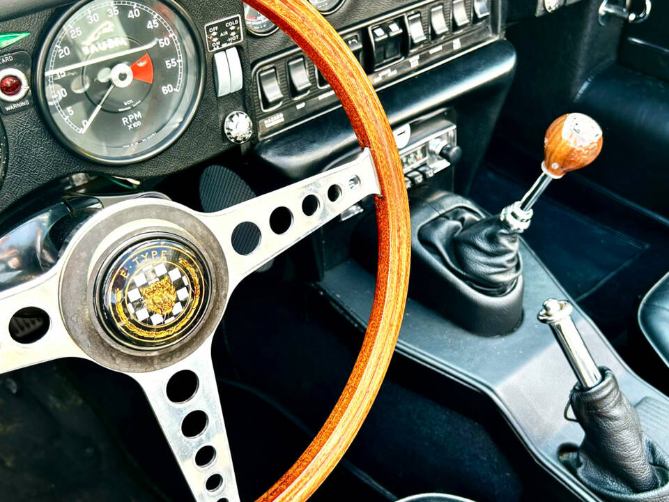 Afbeelding 8/10 van Jaguar E-Type (1969)