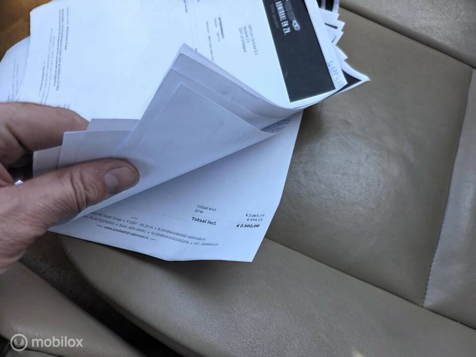 Image 31/38 of BMW 323Ci (2000)