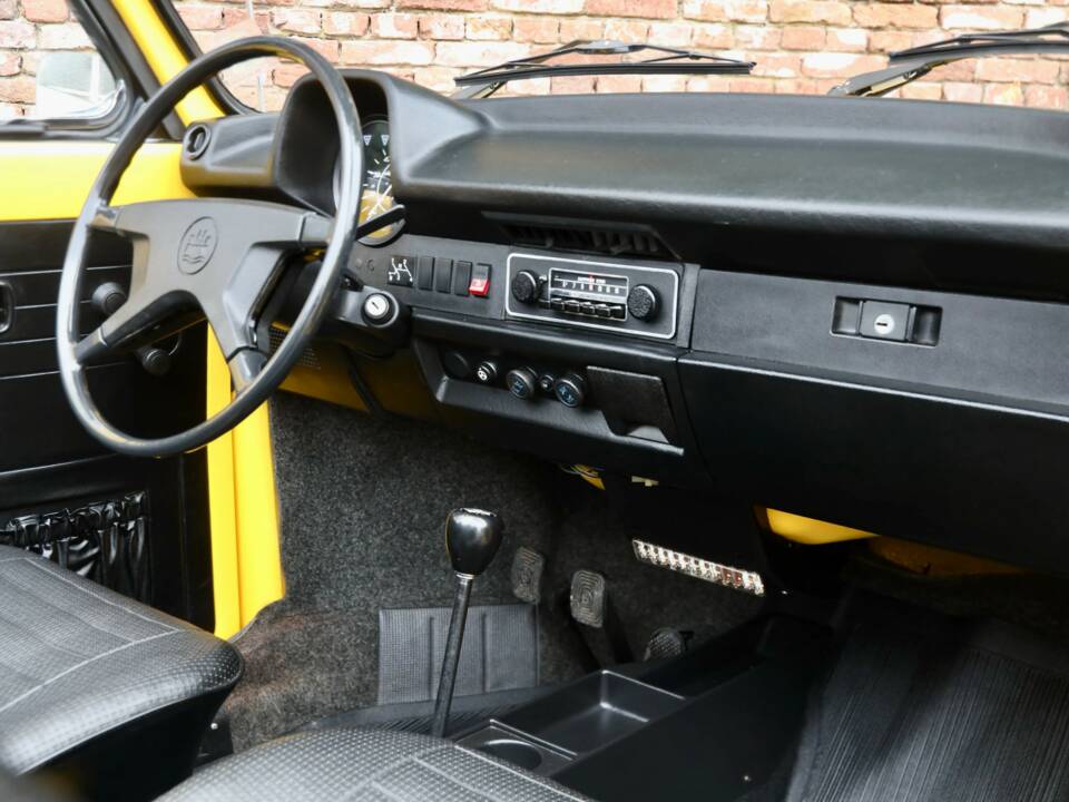 Immagine 38/50 di Volkswagen Maggiolone 1303 (1975)