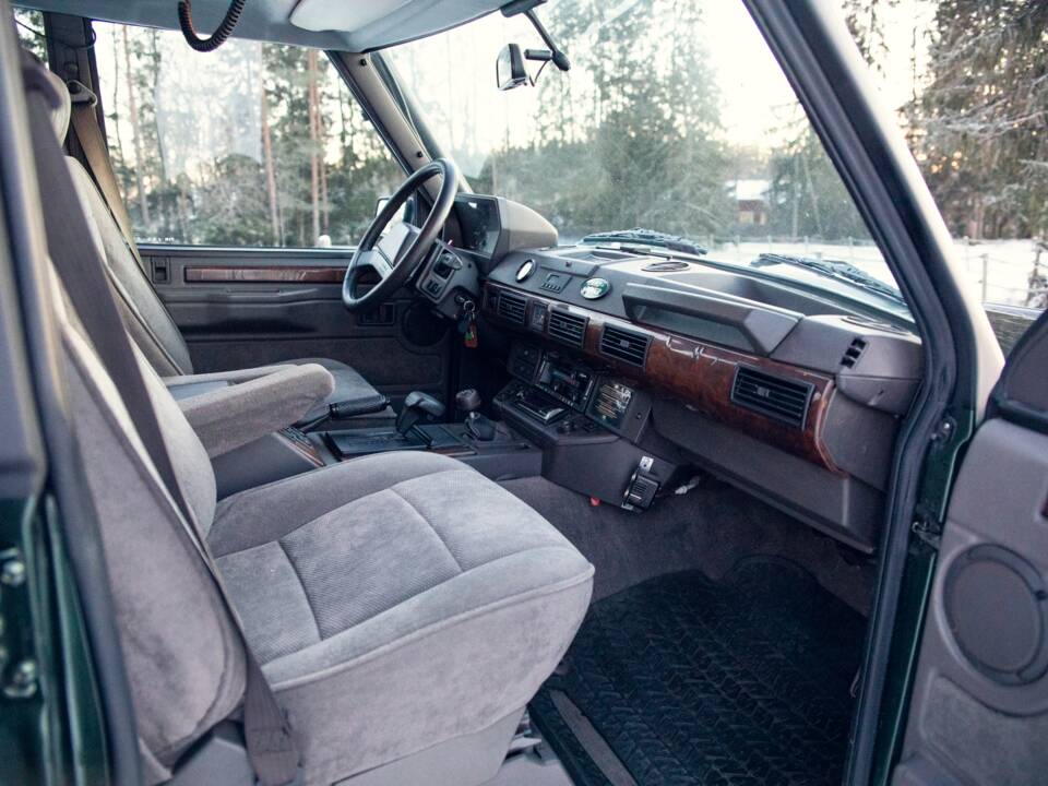 Obraz 32/39 pojazdu Land Rover Range Rover Classic Vogue SEi (1993)