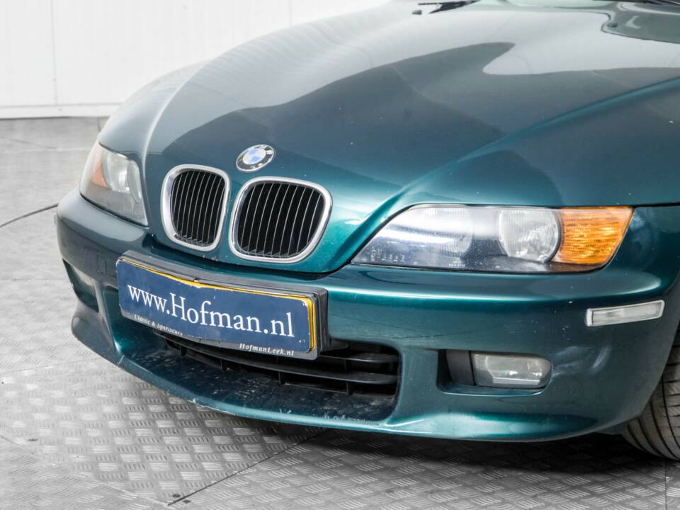 Image 18/48 of BMW Z3 2.8 (1998)