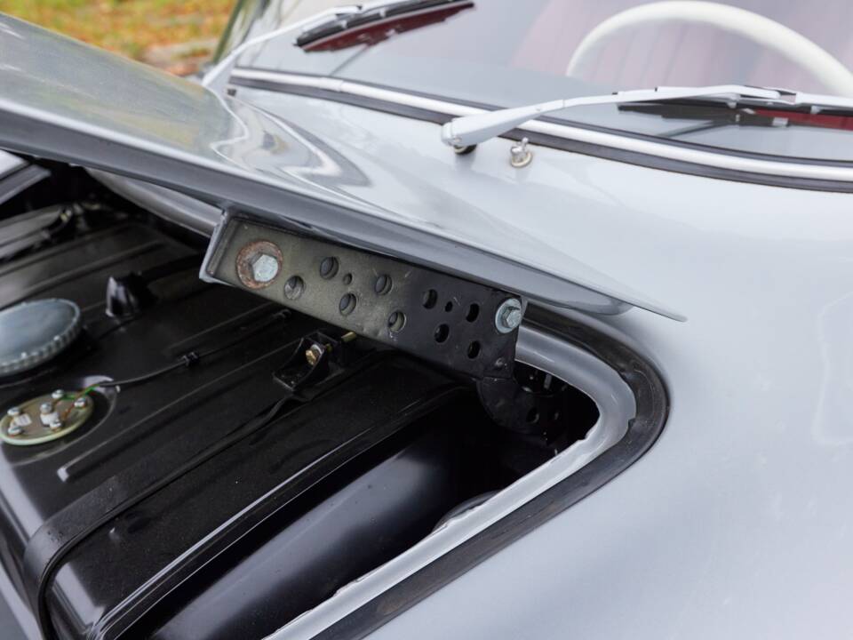Bild 111/186 von Porsche 356 A 1600 (1958)