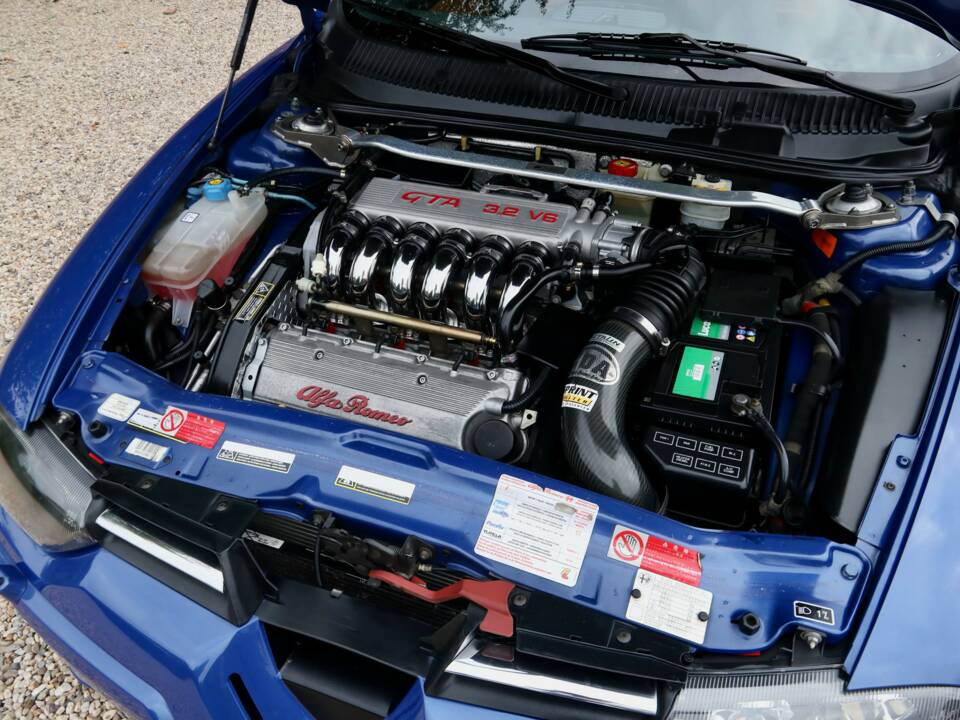 Imagen 22/50 de Alfa Romeo 156 3.2 V6 GTA (2003)