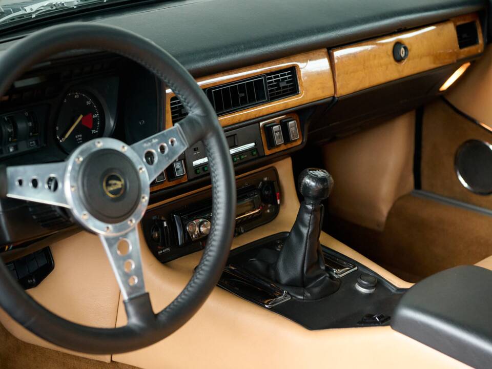 Bild 41/50 von Jaguar XJ-S 3.6 (1986)