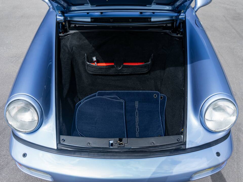 Afbeelding 35/42 van Porsche 911 Carrera 4 (1992)