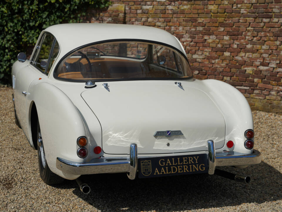 Image 21/50 of Talbot-Lago 2500 Coupé T14 LS (1962)