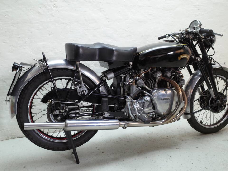 Image 15/30 of Vincent Rapide C (1951)