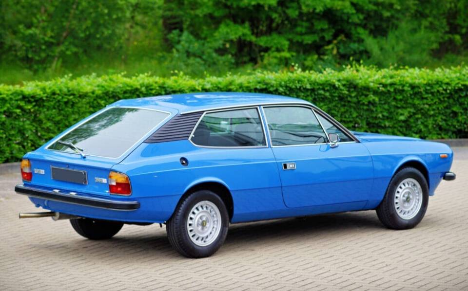 Image 4/16 of Lancia Beta HPE 2000 (1976)