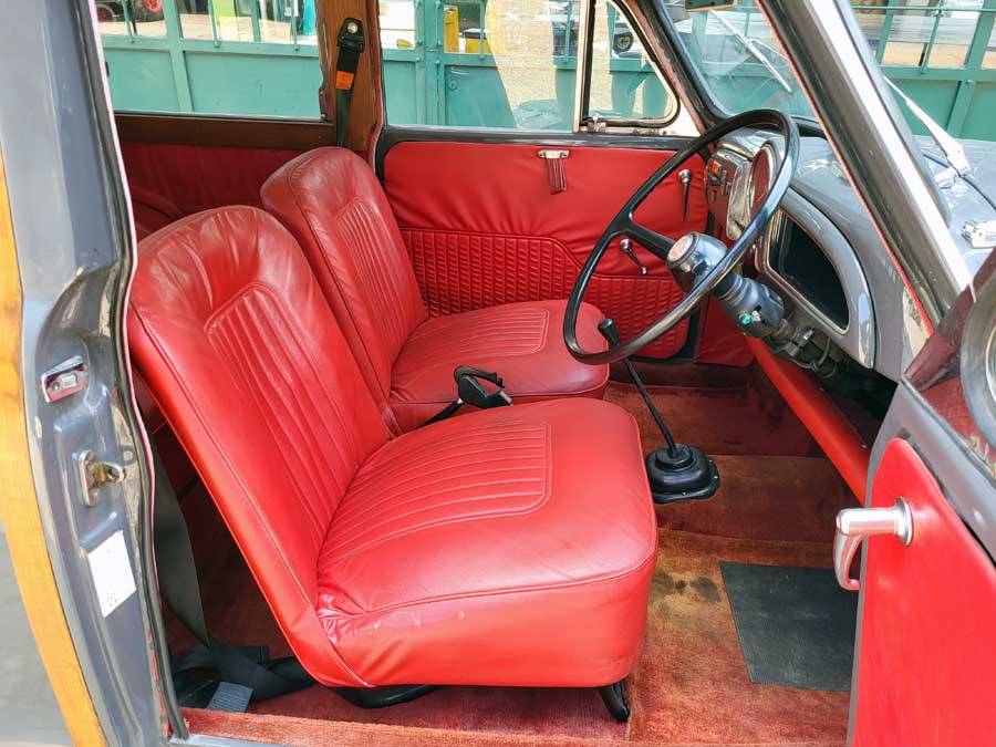 Image 12/30 of Morris Minor 1000 Traveller (1968)