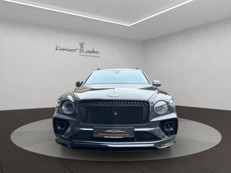 Image 4/30 of Bentley Bentayga V8 (2022)