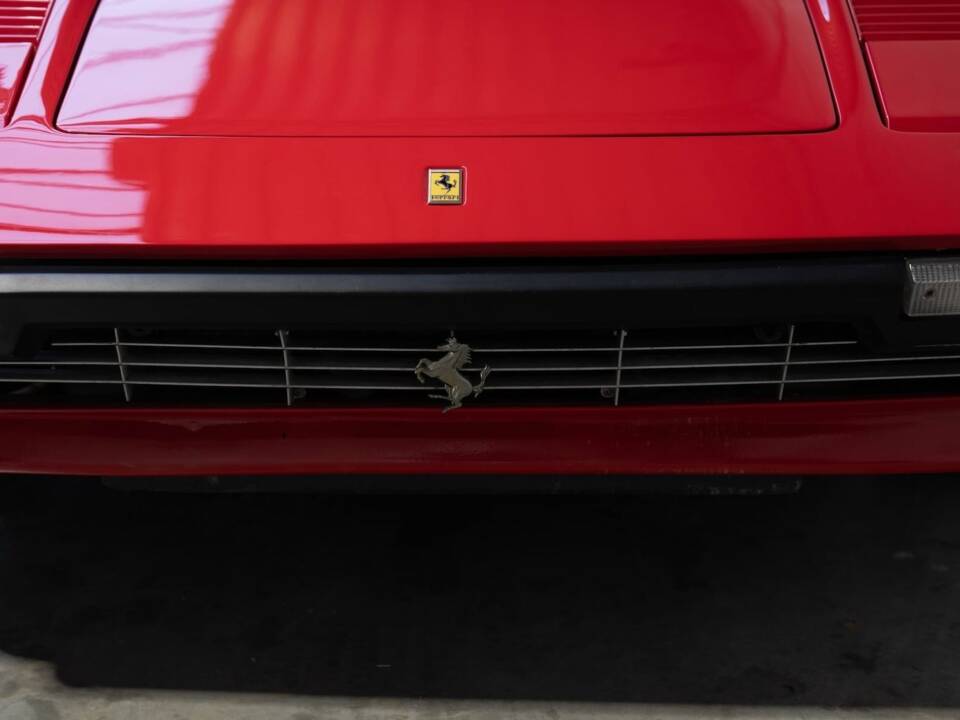 Bild 33/85 von Ferrari 308 GTSi Quattrovalvole (1985)