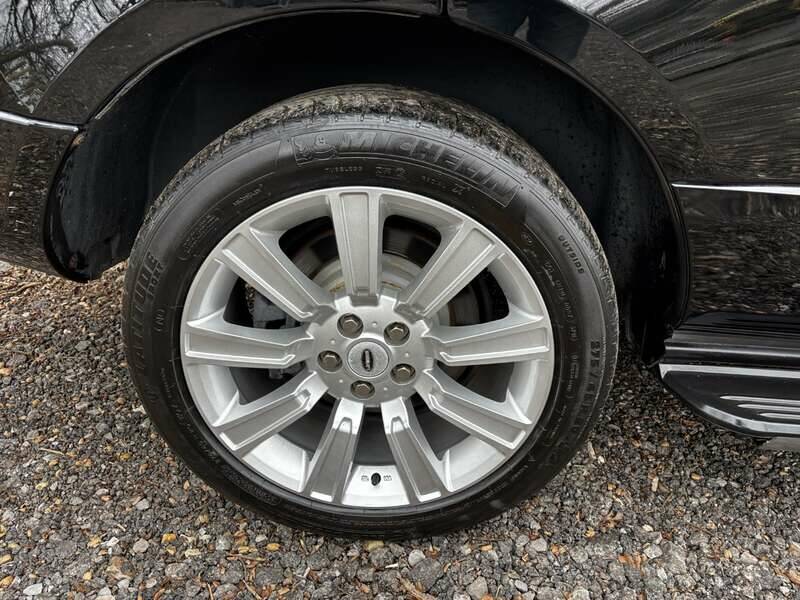 Immagine 21/50 di Land Rover Range Rover 5.0 HSE (2012)