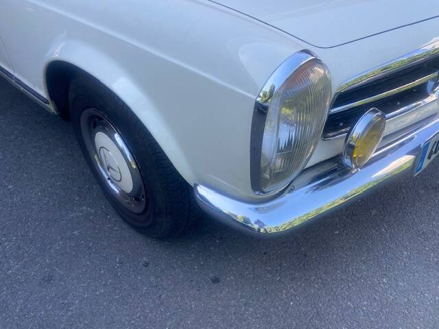 Afbeelding 3/56 van Mercedes-Benz 250 SL (1967)