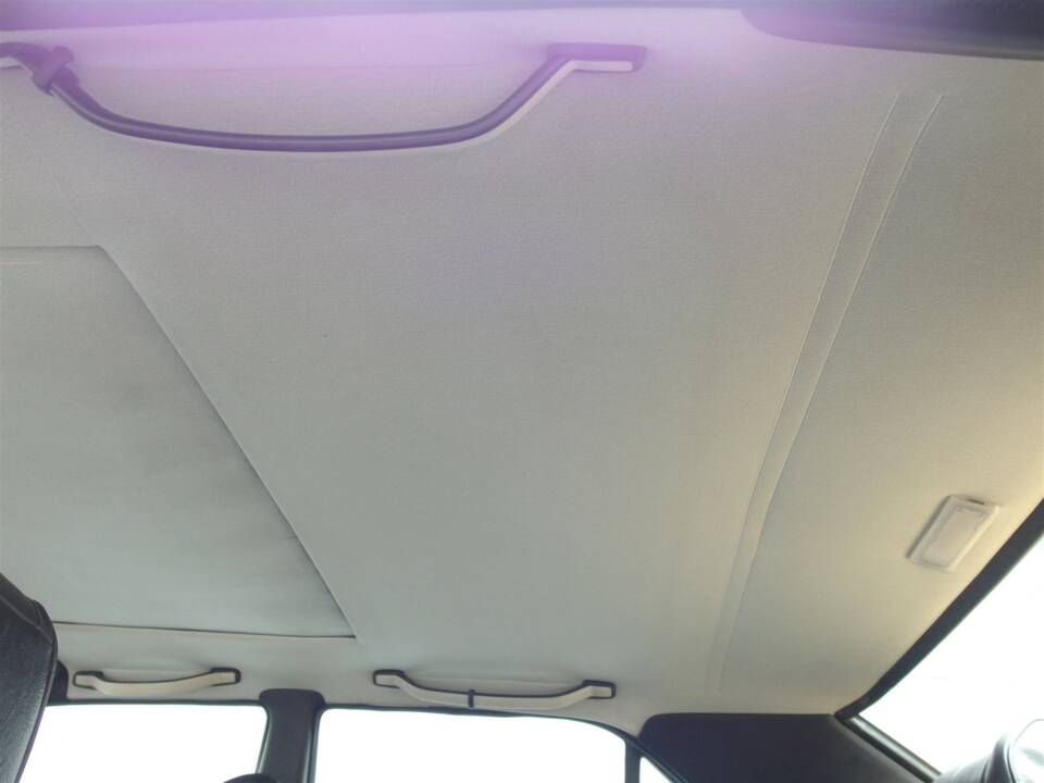 Immagine 52/98 di Mercedes-Benz 190 E 2.3-16 (1985)