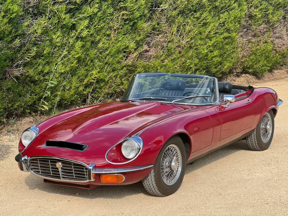 Afbeelding 1/8 van Jaguar E-Type V12 (1974)