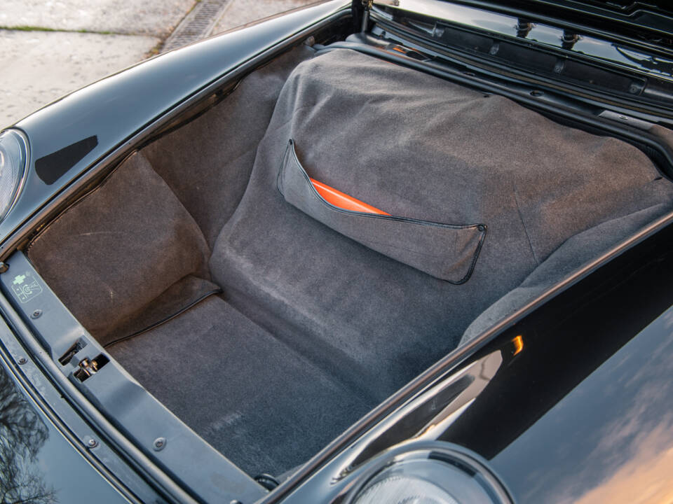 Bild 21/22 von Porsche 911 Carrera (1997)
