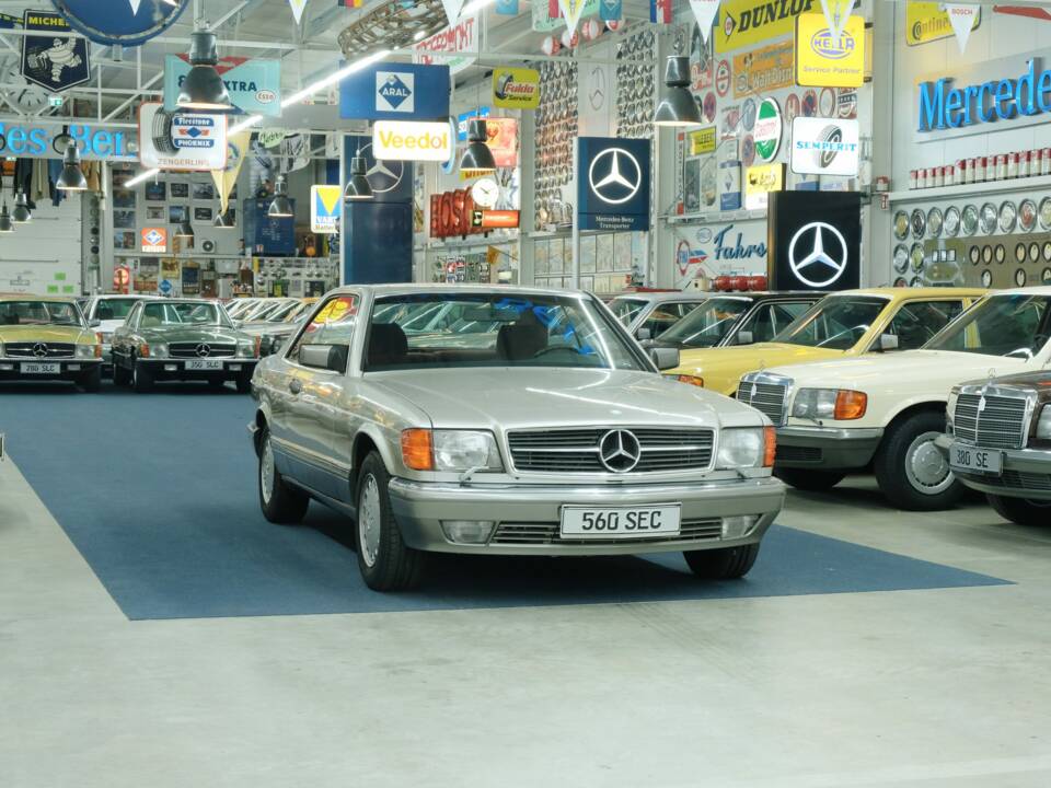 Bild 13/50 von Mercedes-Benz 560 SEC (1986)