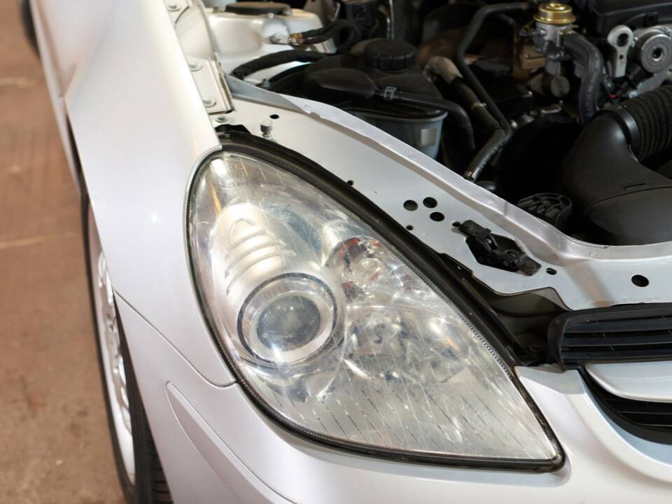 Image 26/32 of Mercedes-Benz SLK 200 Kompressor (2004)
