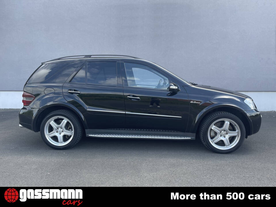 Bild 4/15 von Mercedes-Benz ML 63 AMG (2006)