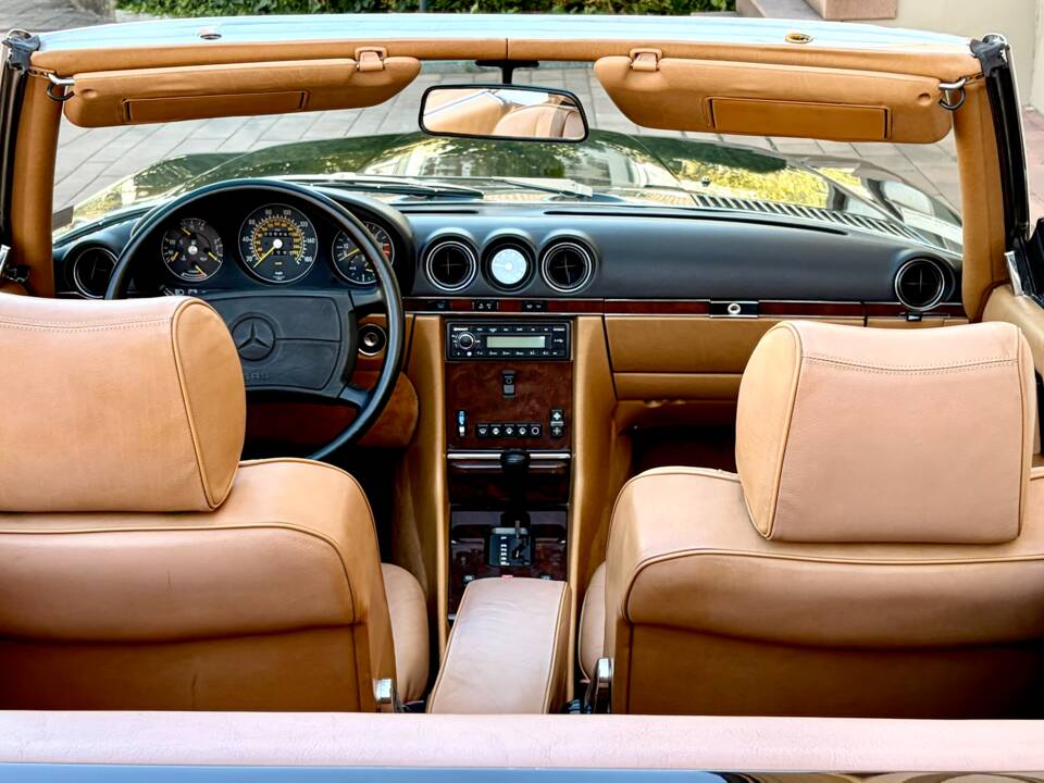 Immagine 16/20 di Mercedes-Benz 560 SL (1986)